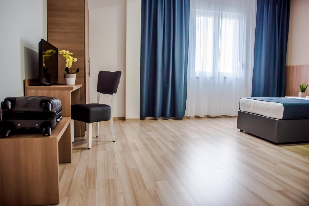 Hotel Ihtis Medugorje Buitenkant foto